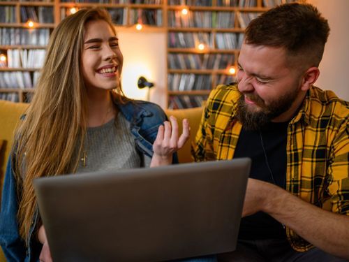 Navigating Family Expectations During Wedding Planning